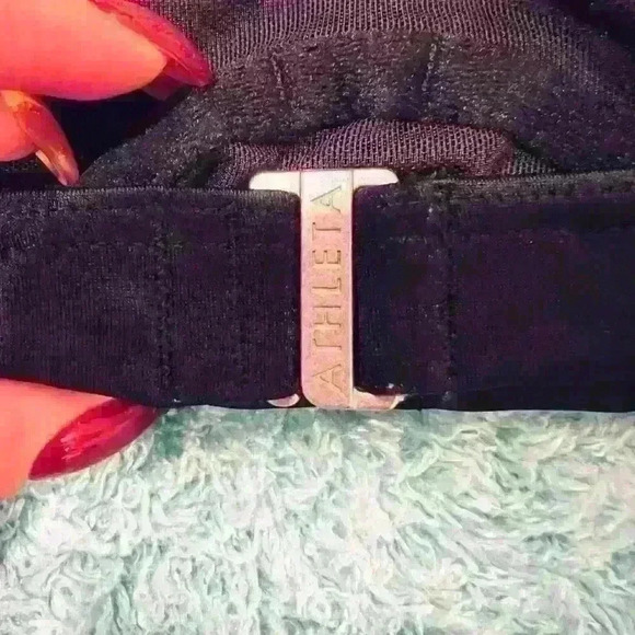 🔥ATHLETA Bra🔥 - Picture 3 of 4